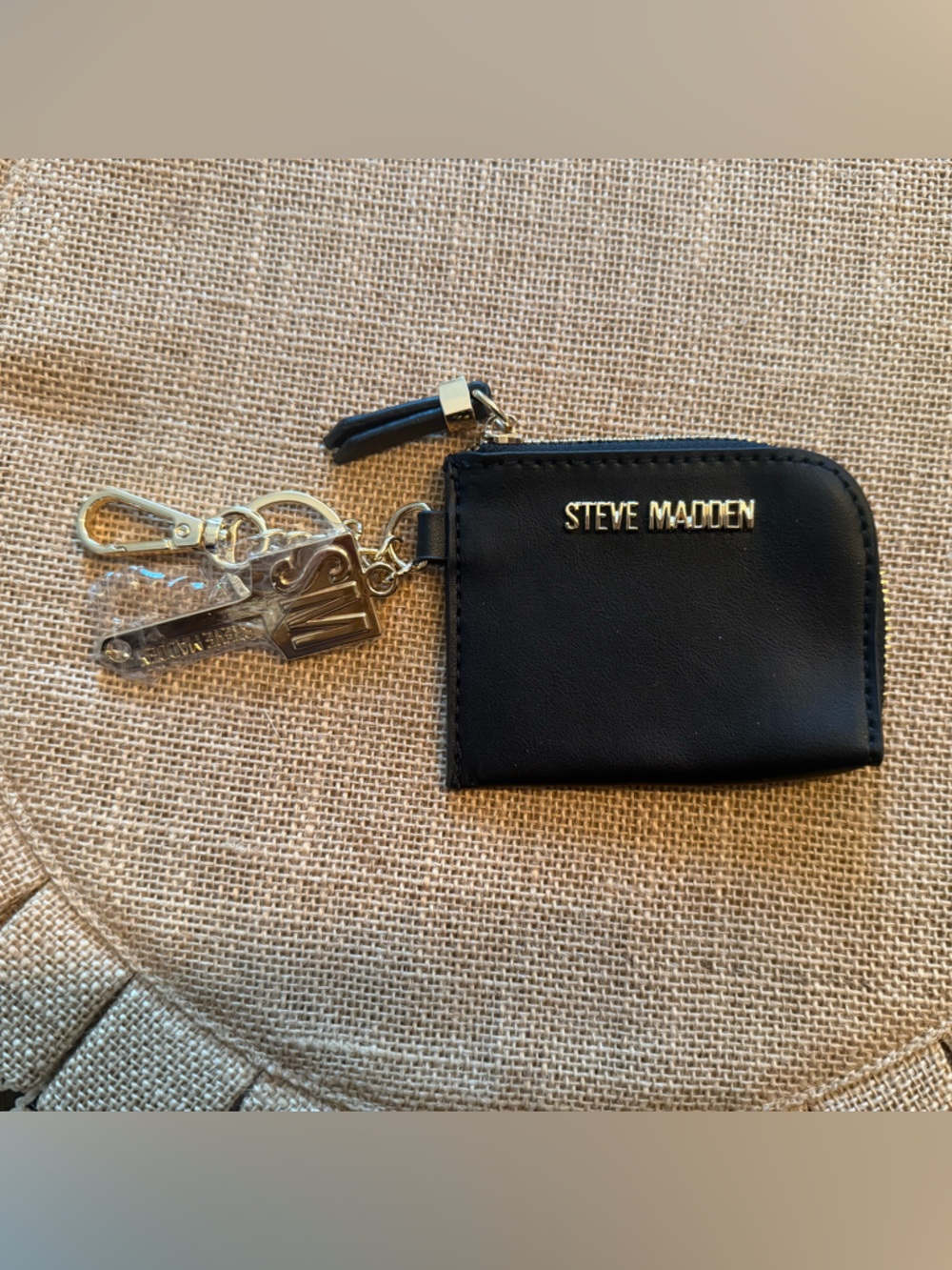 Steve Madden Black Leather Zip Key & Card Holder with Gold Hardware